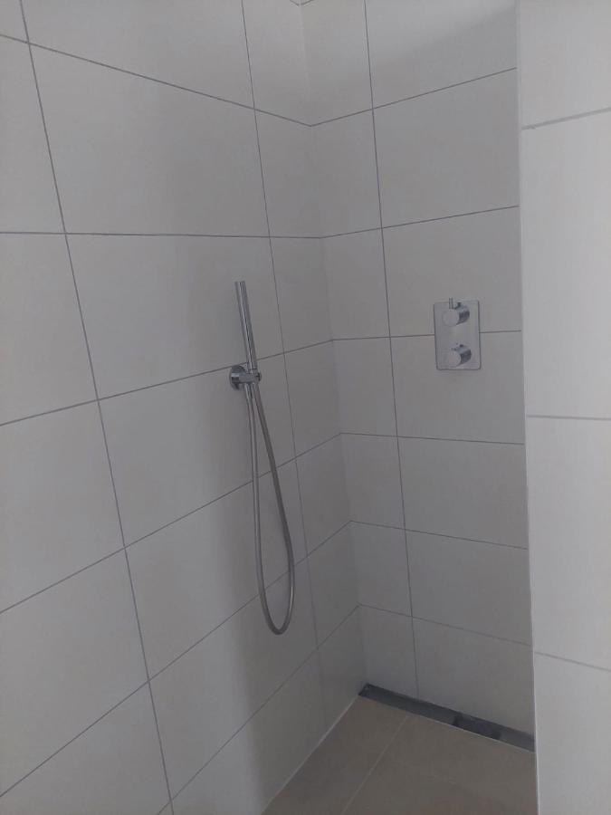 B & B Wijdzicht Wolsum Eksteriør bilde