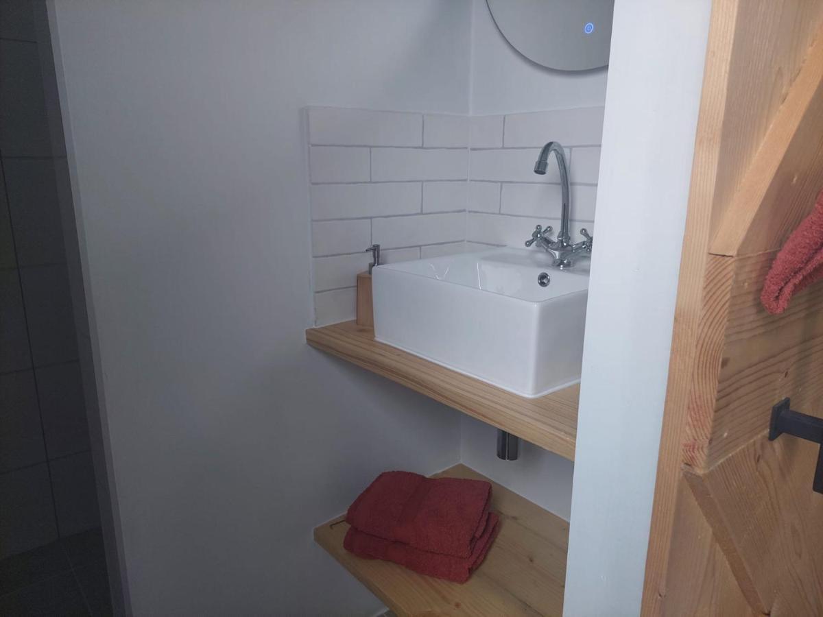 B & B Wijdzicht Wolsum Eksteriør bilde